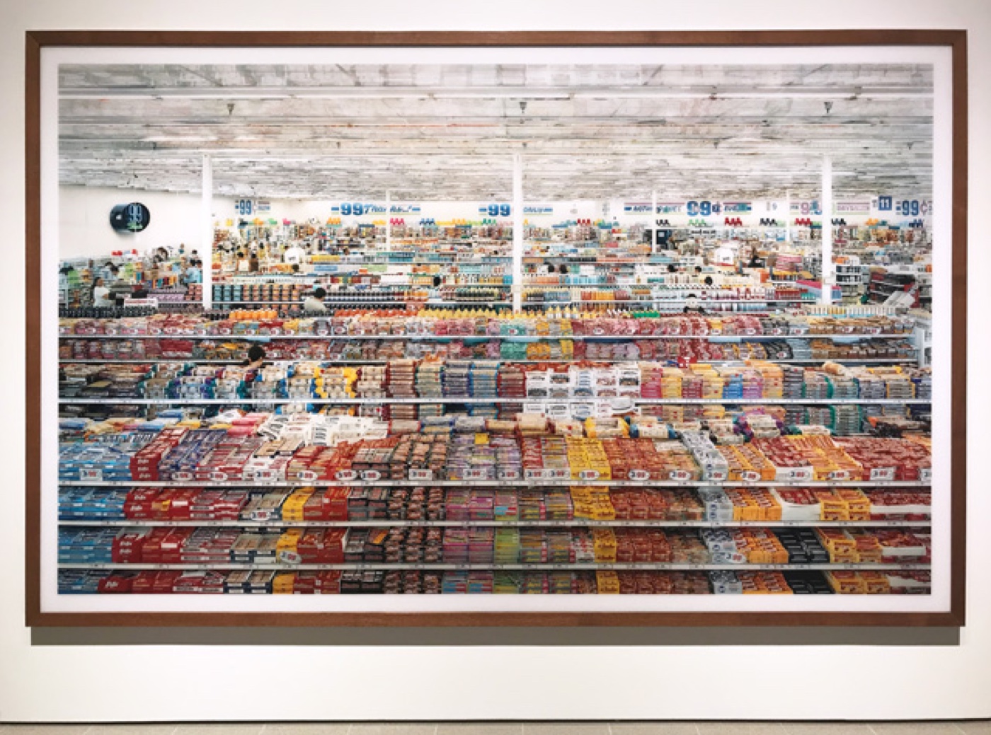 Andreas Gursky 99 Cent detail