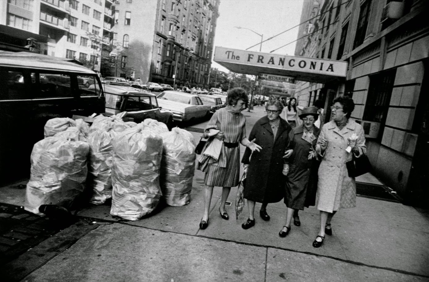 Garry Winogrand American street