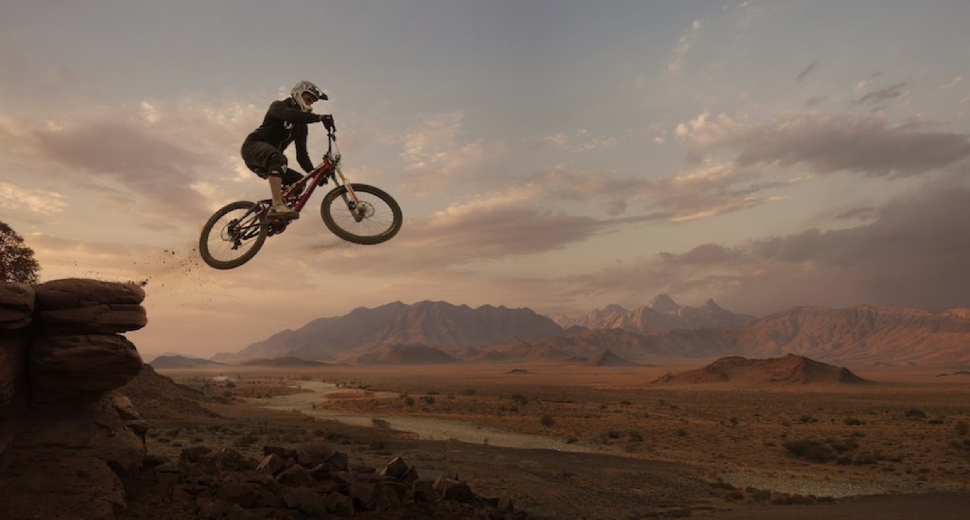 Erik Almas Mountain Biker